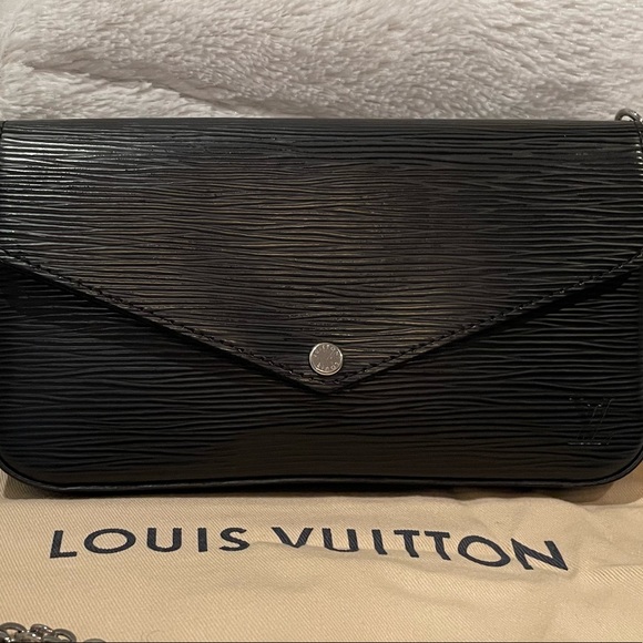 **S0LD*another platform. Louis Vuitton Felicie Pochette w/inserts. Epi Leather - Picture 3 of 14